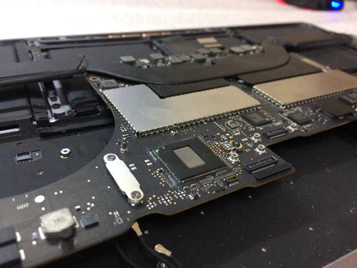MacBook Pro A1707 